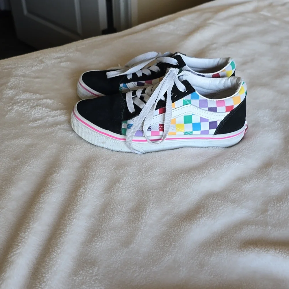 Vans Old Skool Rainbow‎ Checkerboard Skate Sneakers 1.5  Shoes Kids